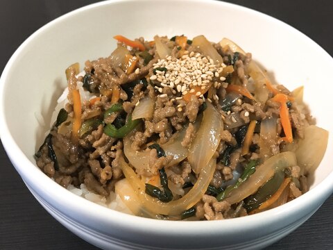 焼肉のたれで簡単！ひき肉で焼肉丼★